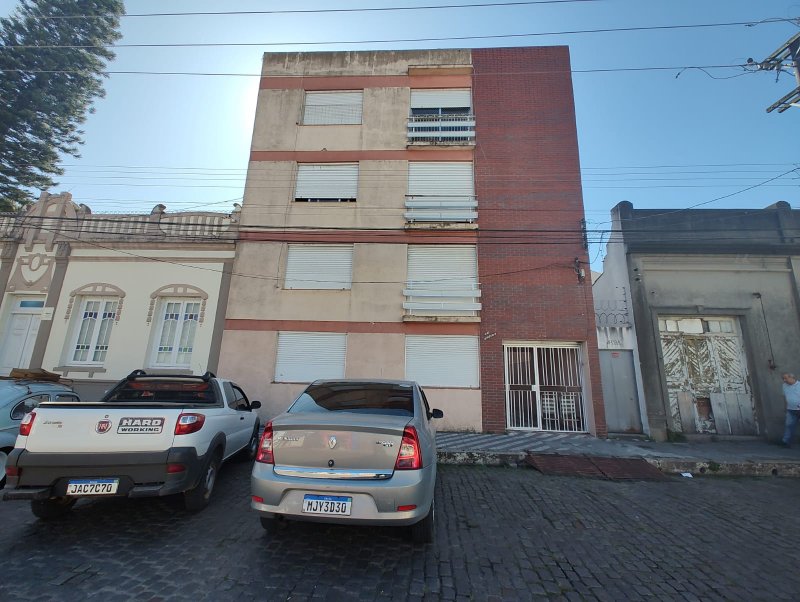 Apartamento - Venda - Centro - Pelotas - RS